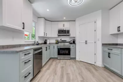 8091 Knight Avenue, Mission, BC, Mission — Single Family Residence for sale
