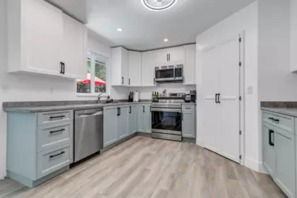 8091 Knight Avenue, Mission, BC, Mission — Single Family Residence for sale