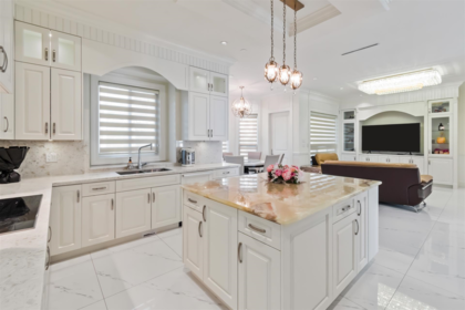 8371 Mowbray Road, Richmond, BC