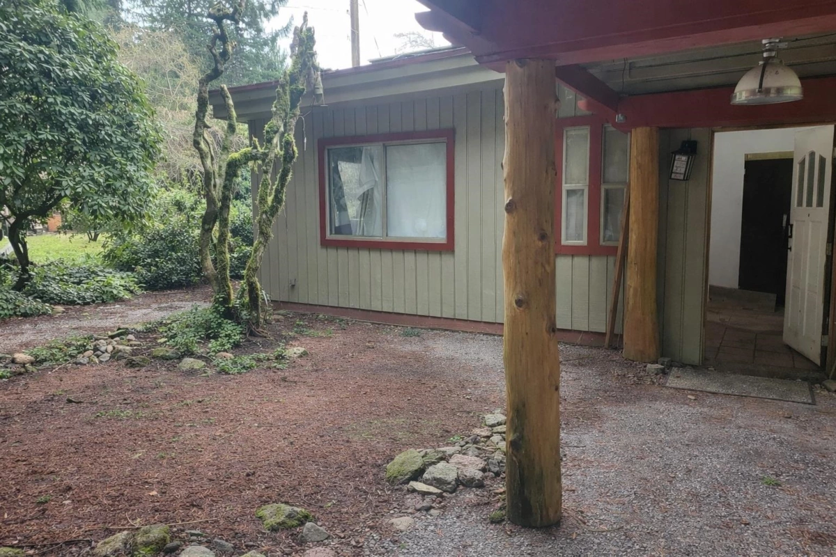 Living Room Photo of 14244 Silver Valley Road, Maple Ridge, BC