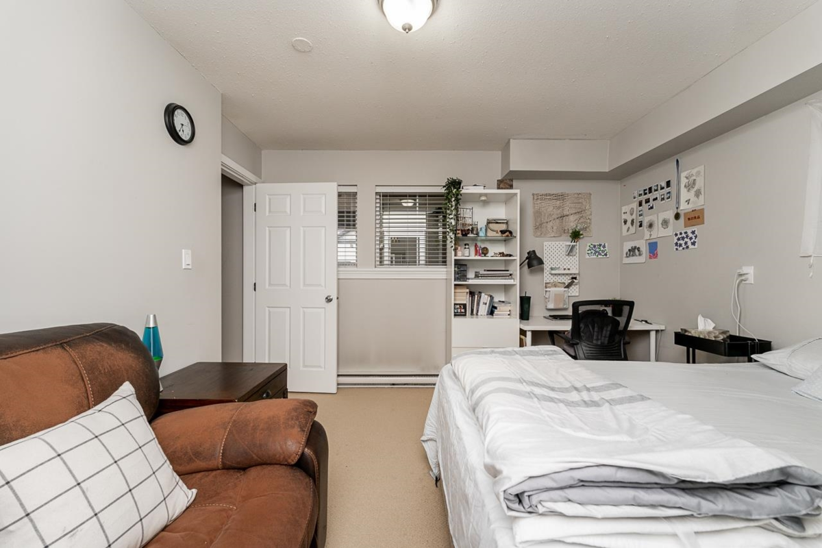 Hallway Photo of 11 9051 Blundell Road, Richmond, BC