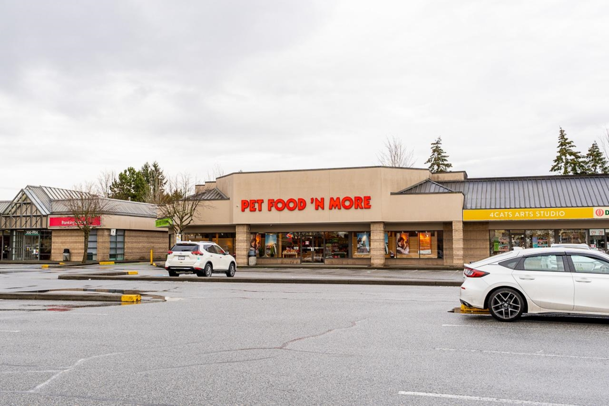 Hot Tub / Spa Photo of 11 9051 Blundell Road, Richmond, BC