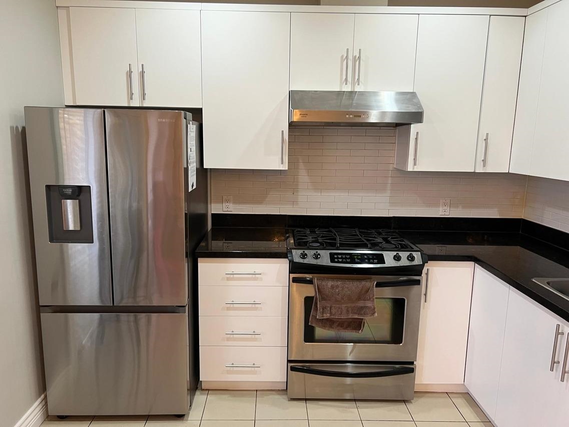 Kitchen Photo of 11 9051 Blundell Road, Richmond, BC