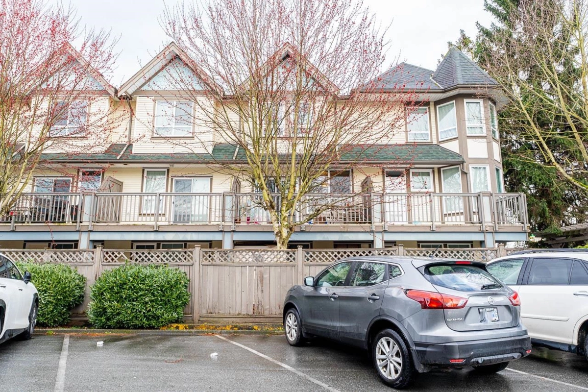Outdoor Deck Photo of 11 9051 Blundell Road, Richmond, BC