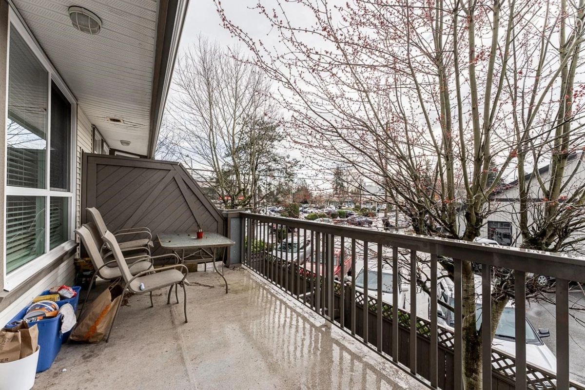 Primary Bathroom Photo of 11 9051 Blundell Road, Richmond, BC