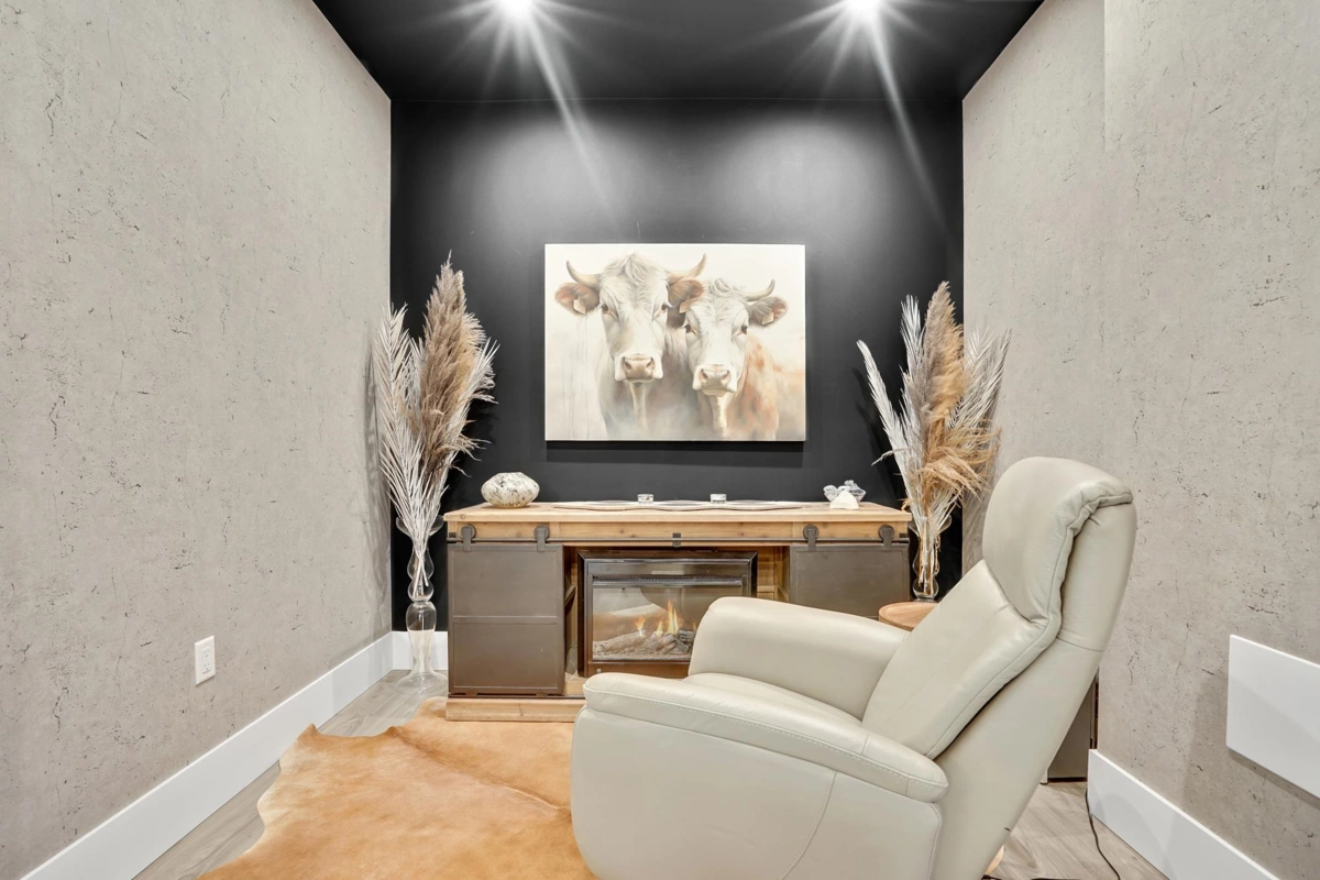 Basement Recreation Room Photo of 507 45745 Watson Road, Chilliwack, BC