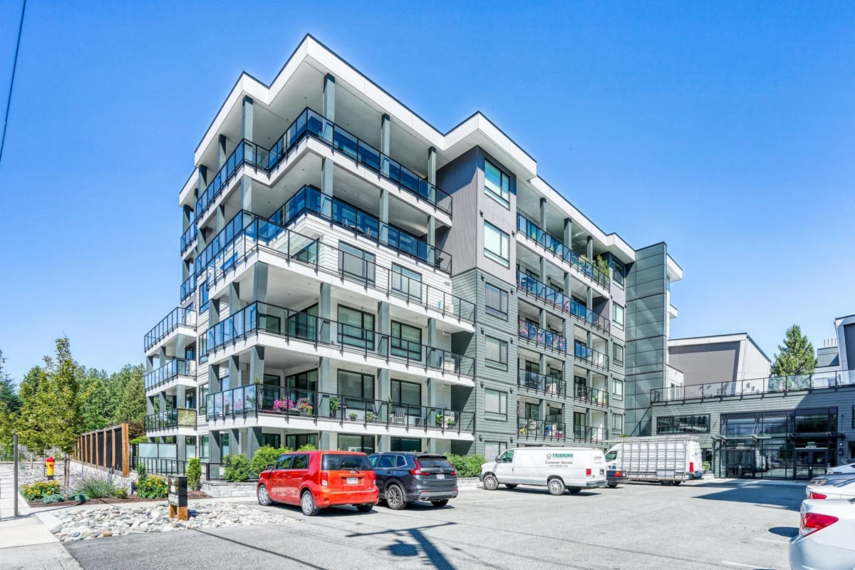 Front Yard Photo of 507 45745 Watson Road, Chilliwack, BC