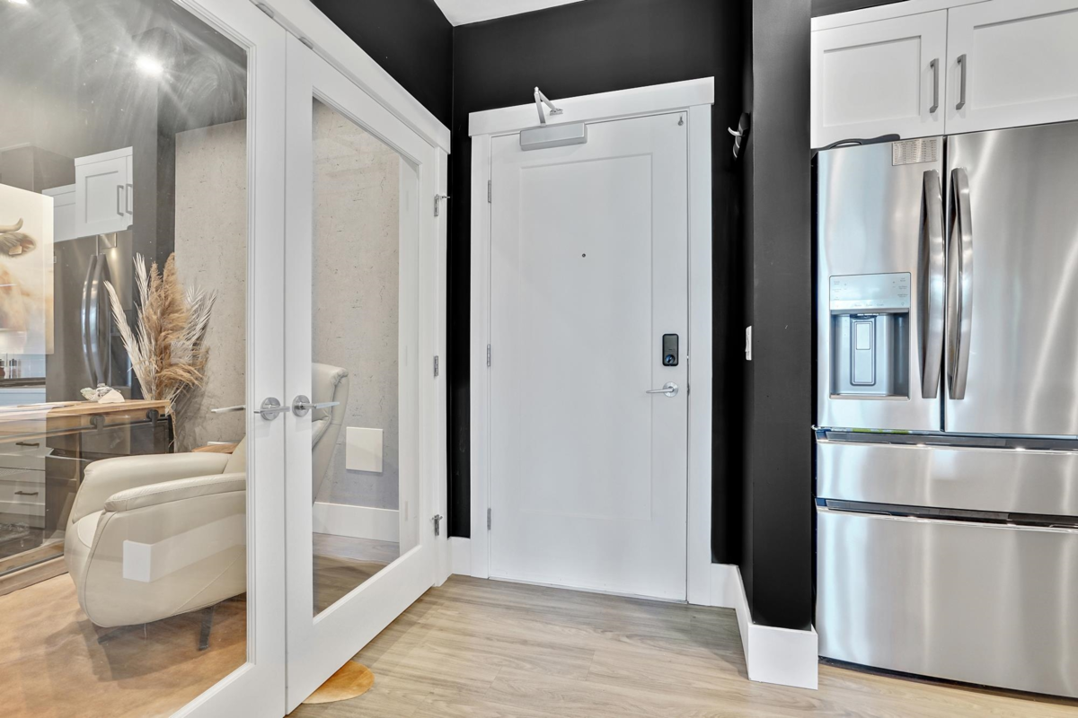 Outdoor Deck Photo of 507 45745 Watson Road, Chilliwack, BC