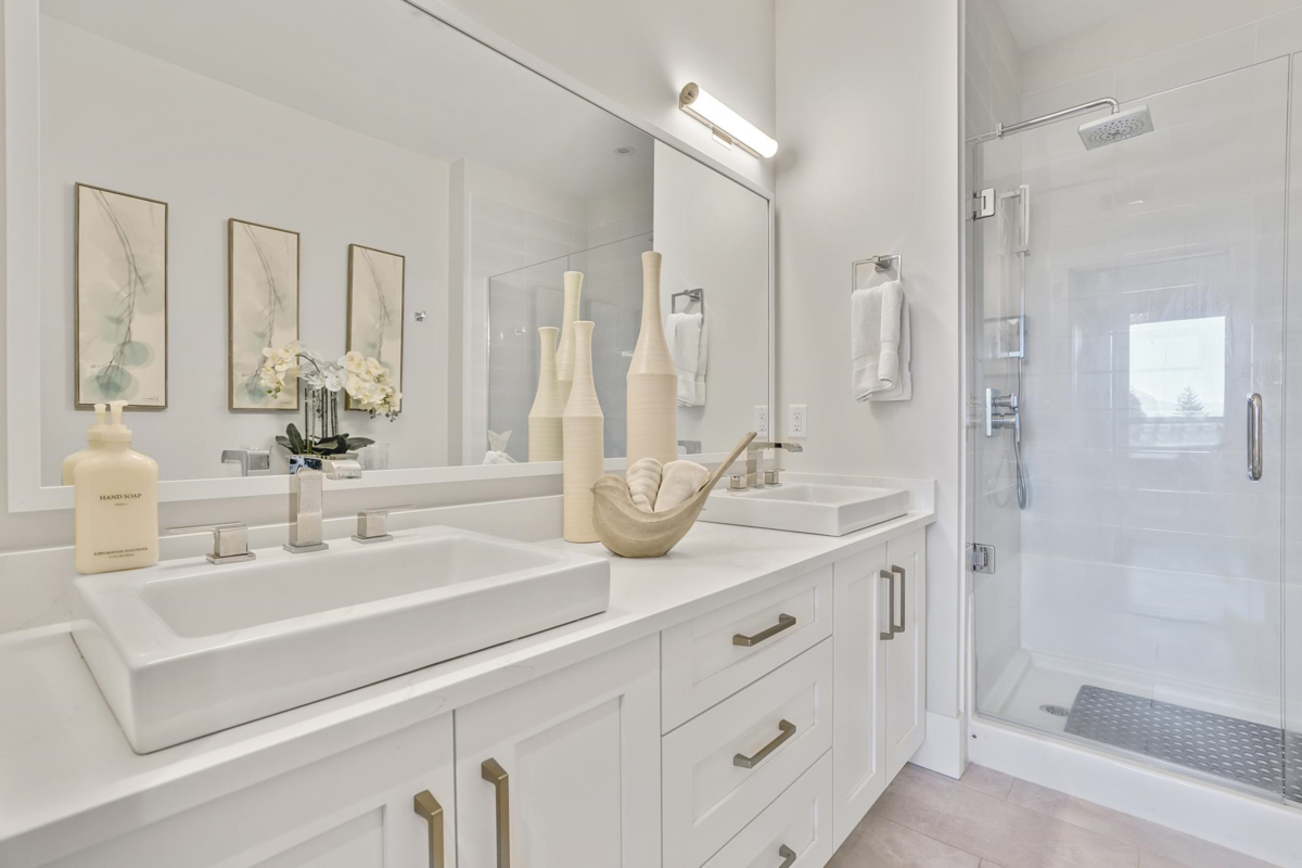 Powder Room Photo of 507 45745 Watson Road, Chilliwack, BC