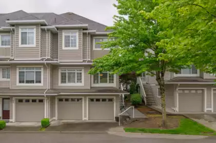 62 6852 193 Street, Surrey, BC, Surrey — Townhouse for sale