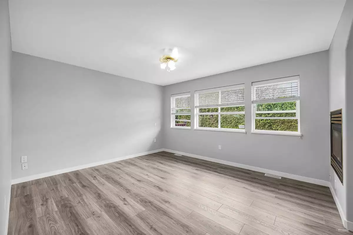 Bedroom 4 Photo of 23800 122 Avenue, Maple Ridge, BC