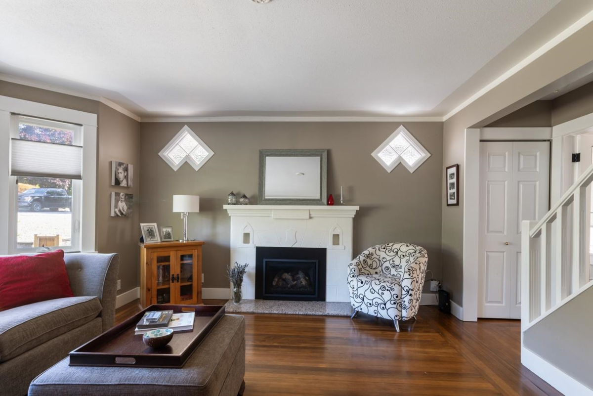 Dining Area Photo of 859 Calverhall Street, North Vancouver, BC