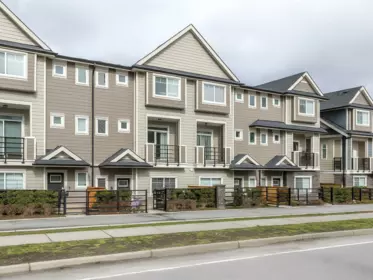Basement Recreation Room Photo of 4 14285 64 Avenue, Surrey, BC