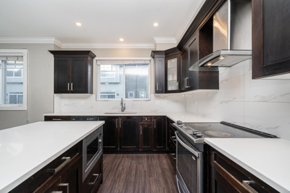Kitchen Photo of 4 14285 64 Avenue, Surrey, BC