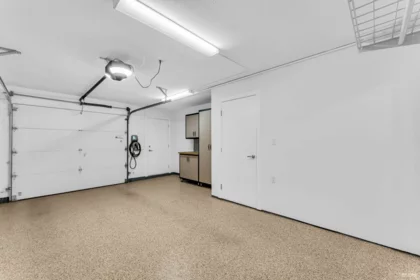 Entry Foyer Photo of 48 8418 163 Street, Surrey, BC