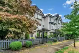 48 8418 163 Street, Surrey, BC