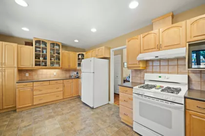 83 Mott Crescent, New Westminster, BC, New Westminster — Single Family Residence for sale
