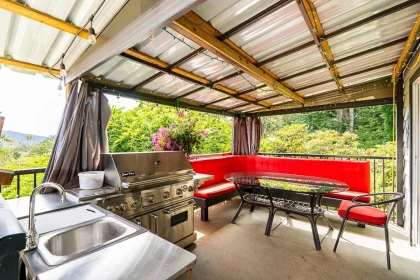 8270 Manson Street, Mission, BC, Mission — Single Family Residence for sale