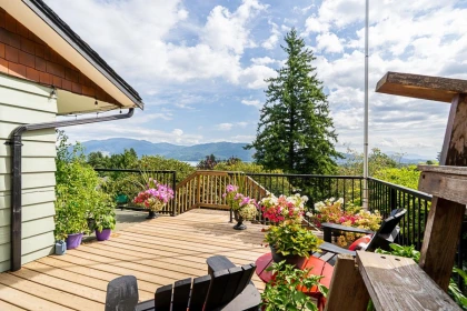 8270 Manson Street, Mission, BC, Mission — Single Family Residence for sale