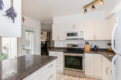 6034 E Greenside Drive, Surrey, BC, Surrey — Townhouse for sale