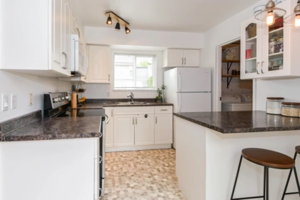 6034 E Greenside Drive, Surrey, BC, Surrey — Townhouse for sale