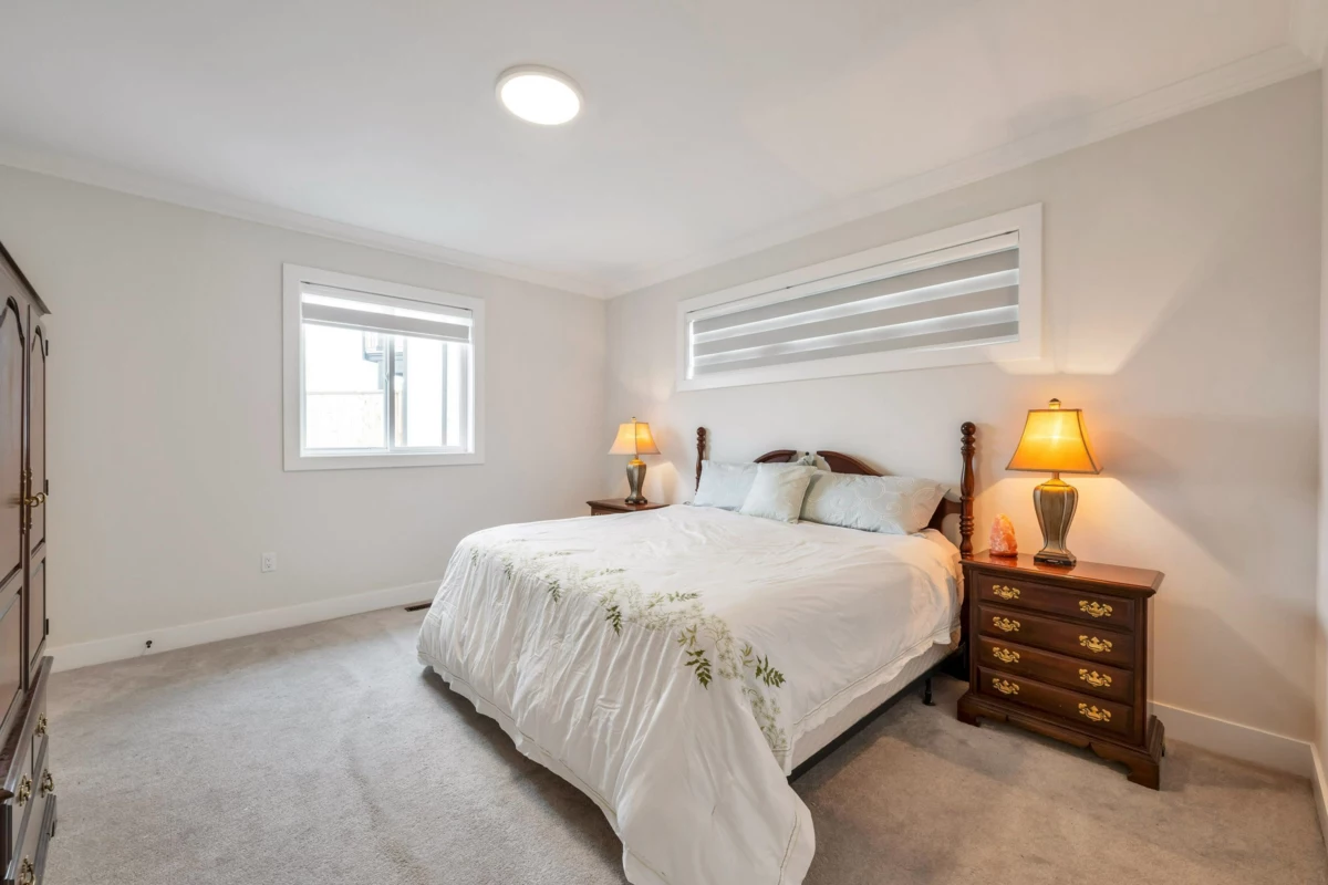 Kitchen Photo of 46077 Crestview Drive, Chilliwack, BC