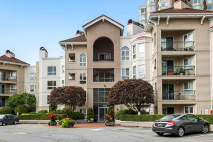 201 3172 Gladwin Road, Abbotsford, BC, Abbotsford — Apartment/Condo for sale