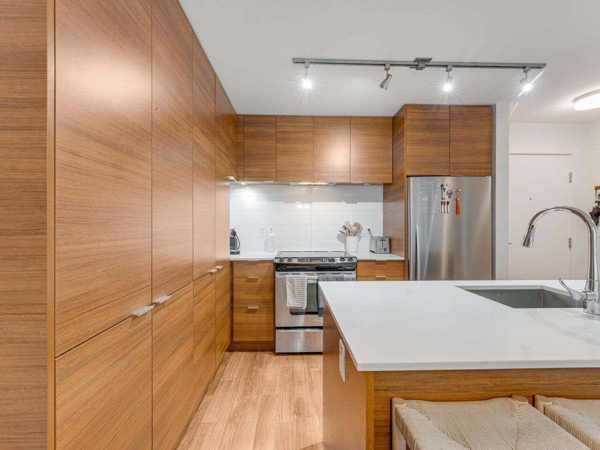 Dining Area Photo of 313 1677 Lloyd Avenue, North Vancouver, BC