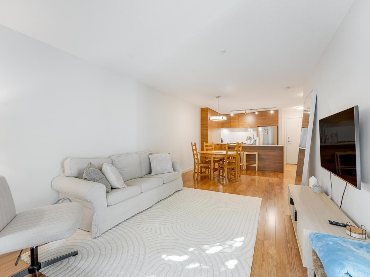 Primary Bathroom Photo of 313 1677 Lloyd Avenue, North Vancouver, BC