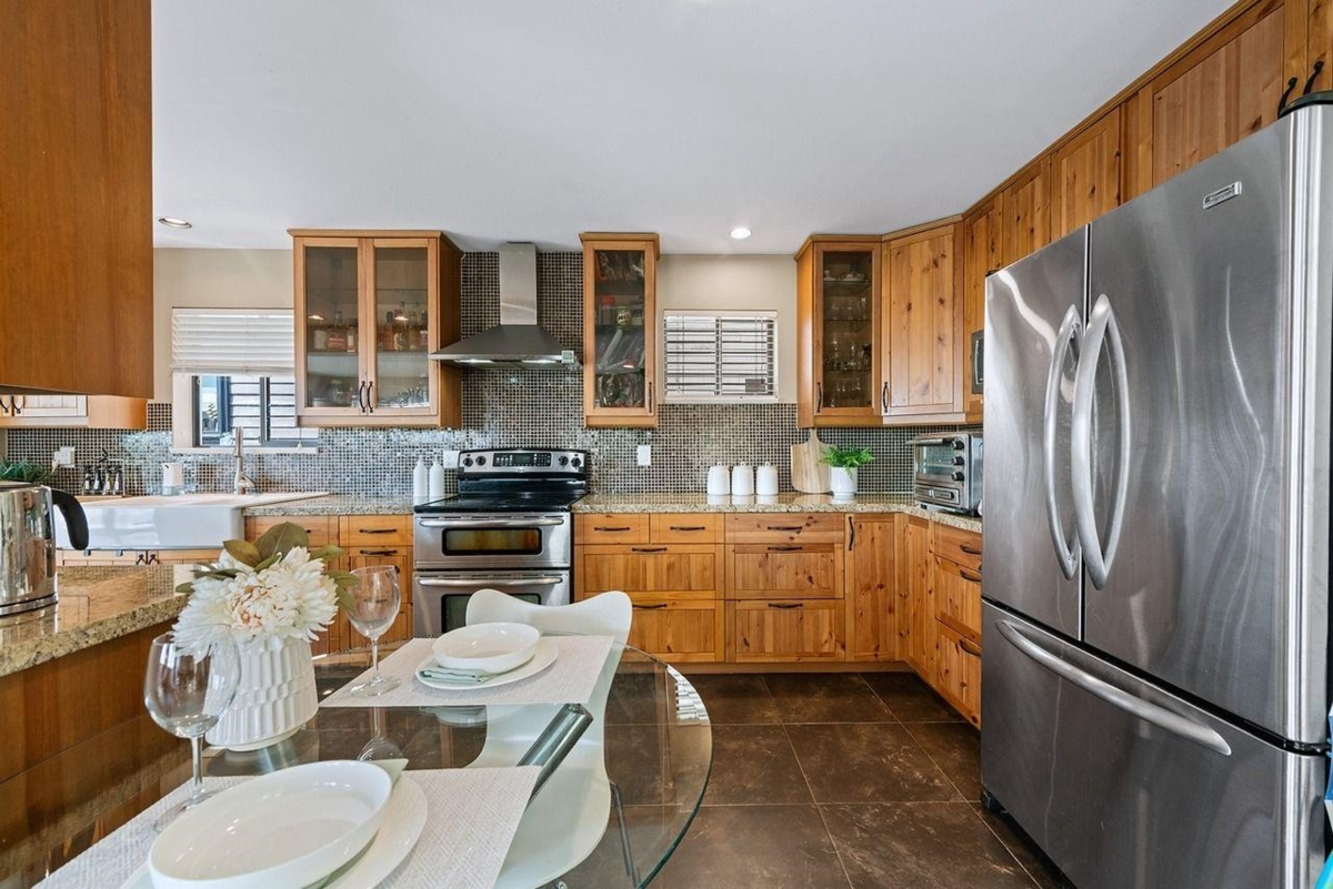 Powder Room Photo of 3435 St. Georges Avenue, North Vancouver, BC