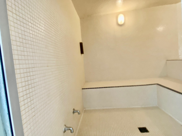 Powder Room Photo of 204 1050 Smithe Street, Vancouver, BC