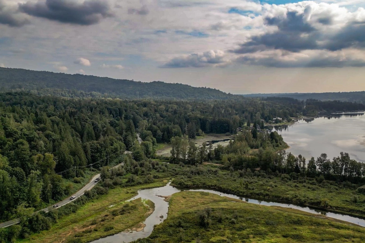 Guest Bathroom Photo of 10388 Hayward Street, Mission, BC