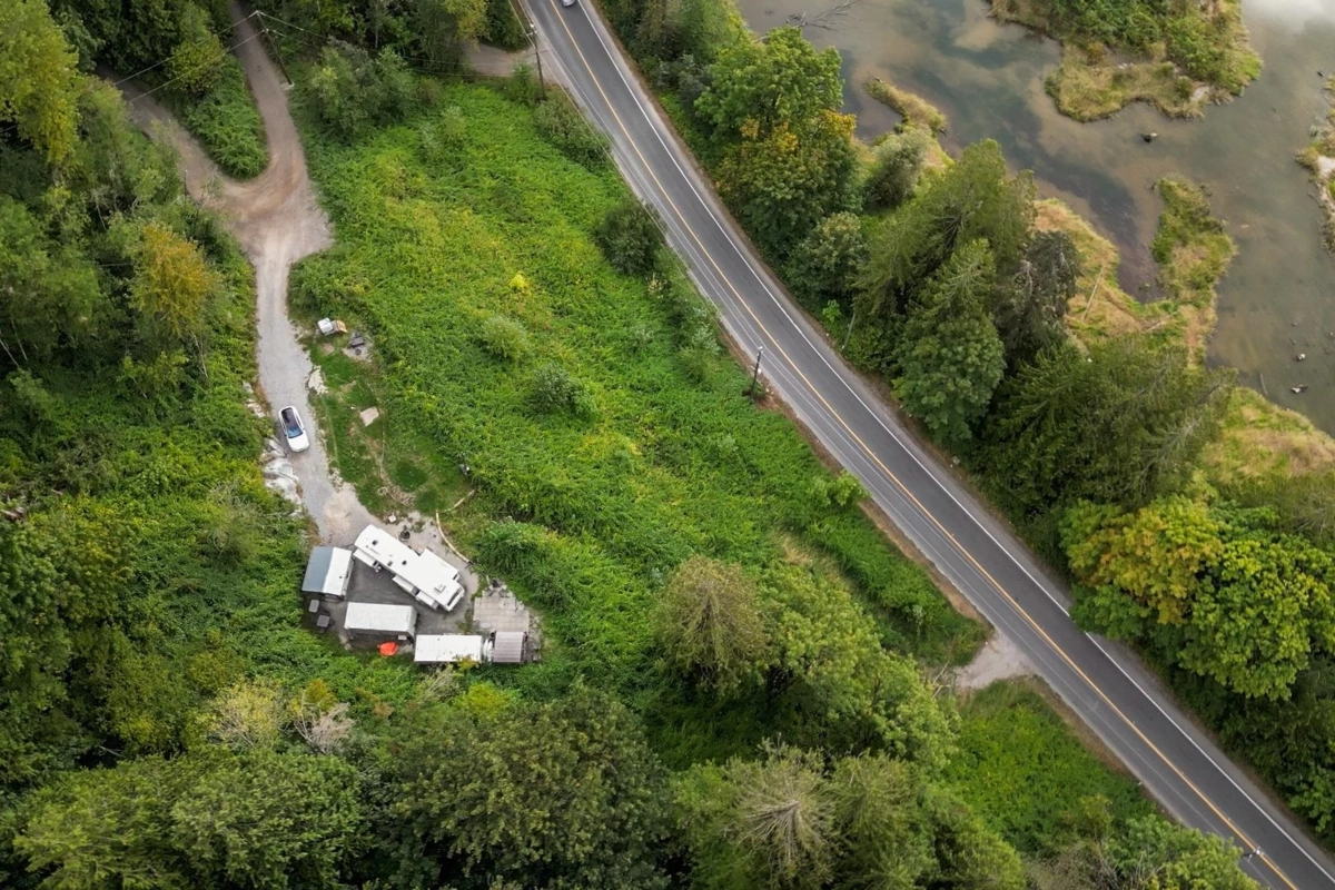 Laundry Room Photo of 10388 Hayward Street, Mission, BC