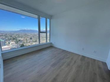 2705 4711 Hazel Street, Burnaby, BC