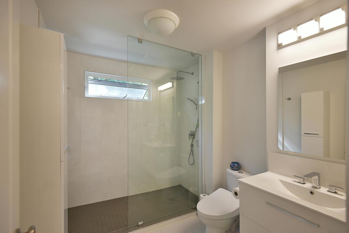 Breakfast Nook Photo of 5640 Carmel Place, Sechelt, BC