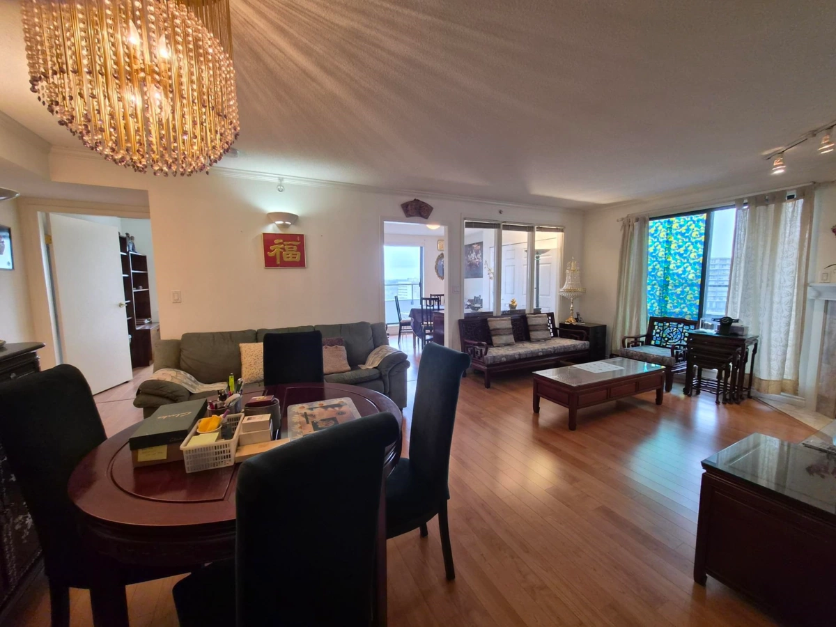 Basement Recreation Room Photo of 1506 6611 Cooney Road, Richmond, BC