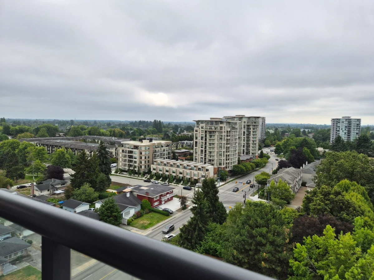 Hallway Photo of 1506 6611 Cooney Road, Richmond, BC
