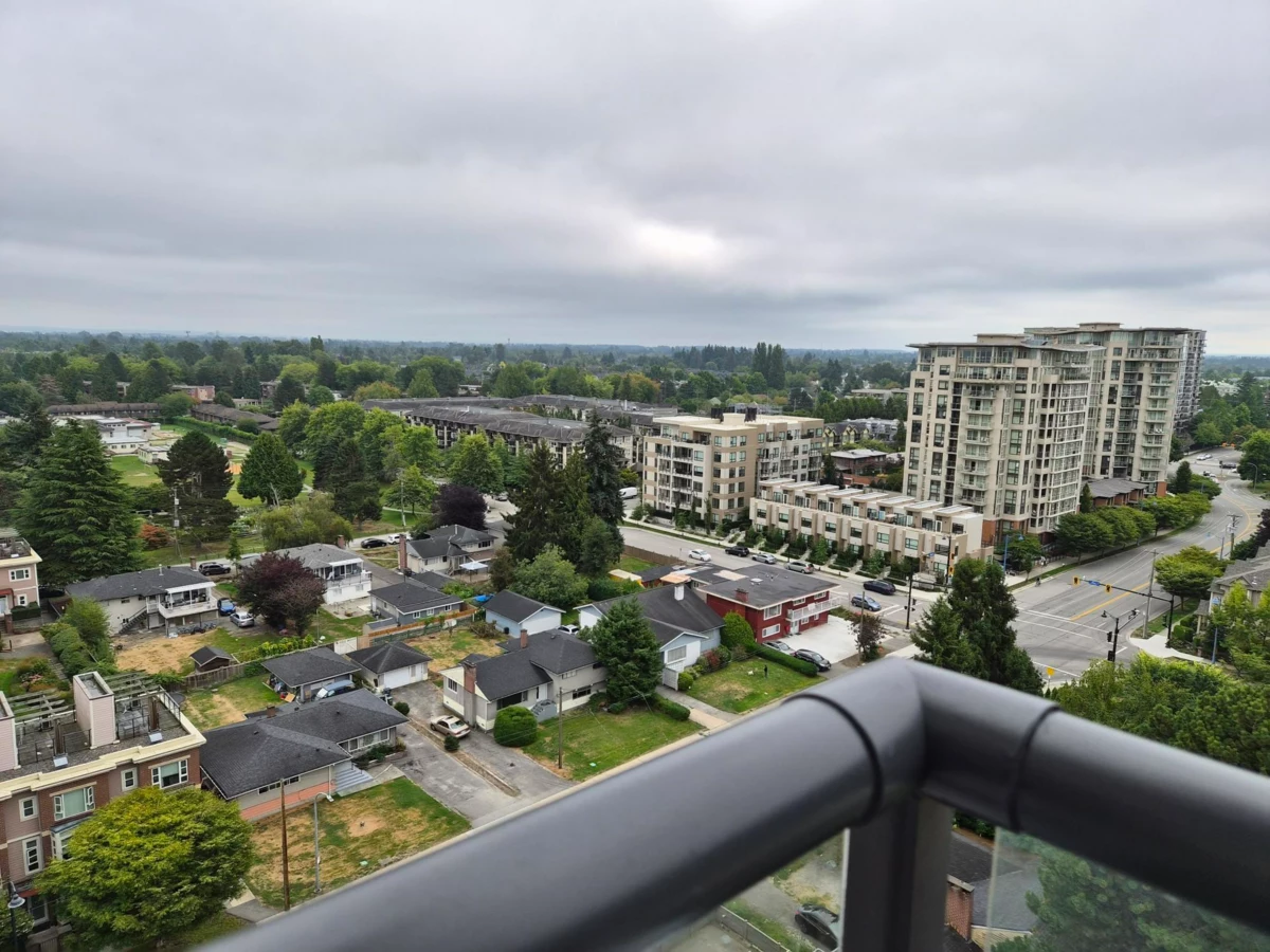Outdoor Patio Photo of 1506 6611 Cooney Road, Richmond, BC