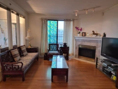 1506 6611 Cooney Road, Richmond, BC