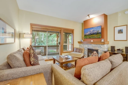 104G2 4653 Blackcomb Way, Whistler, BC, Whistler — Apartment/Condo for sale