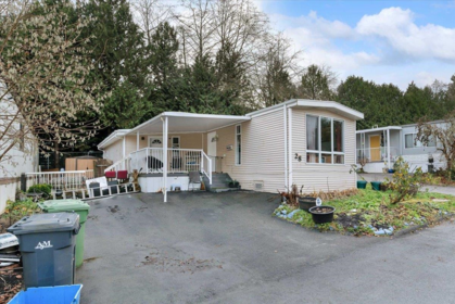 28 8220 King George Boulevard, Surrey, BC, Bear Creek Green Timbers — 3 bed manufactured home for sale