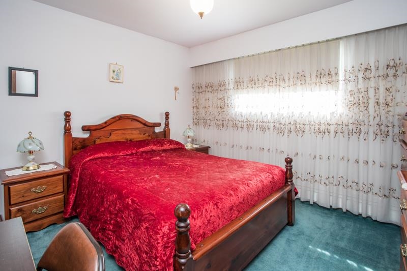 Bedroom 2 Photo of 635 E Keith Road, North Vancouver, BC