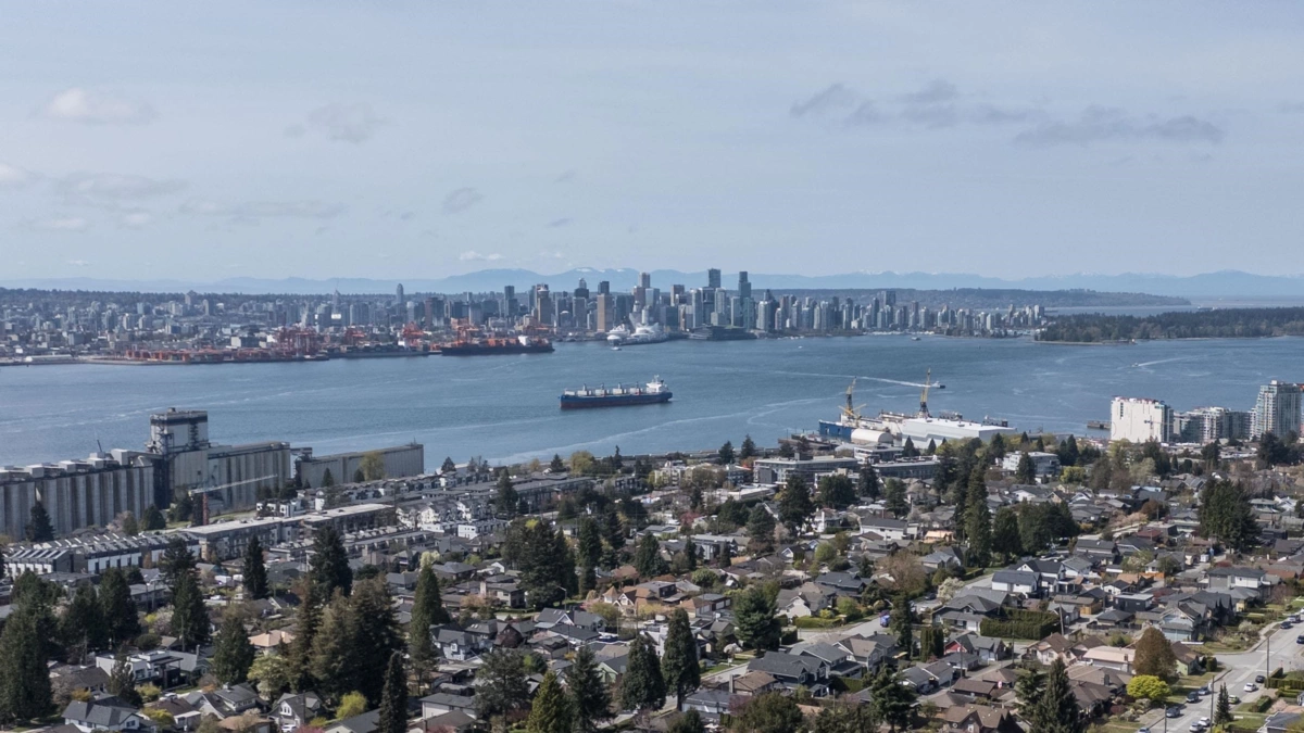 Living Room Photo of 635 E Keith Road, North Vancouver, BC
