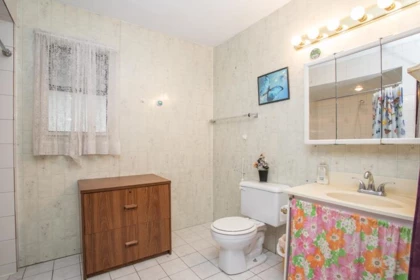 Laundry Room Photo of 635 E Keith Road, North Vancouver, BC