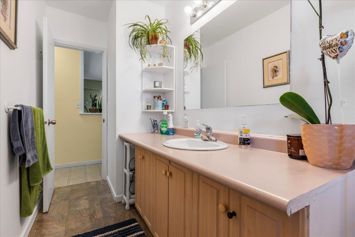 Guest Bathroom Photo of 9395 Carleton Street, Chilliwack, BC