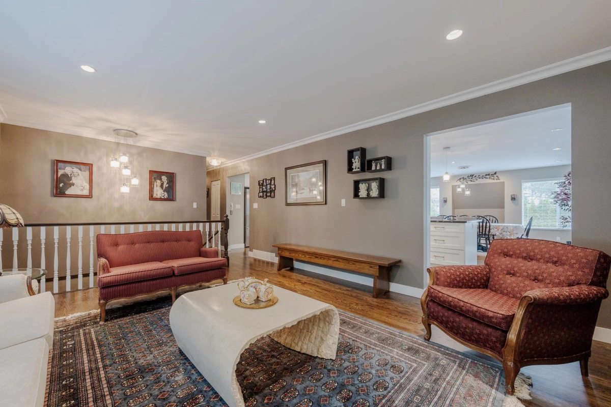 Basement Recreation Room Photo of 13078 61a Avenue, Surrey, BC