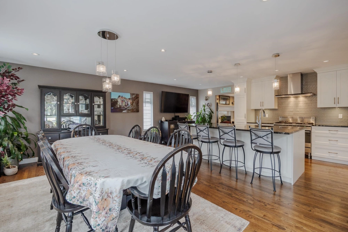 Powder Room Photo of 13078 61a Avenue, Surrey, BC