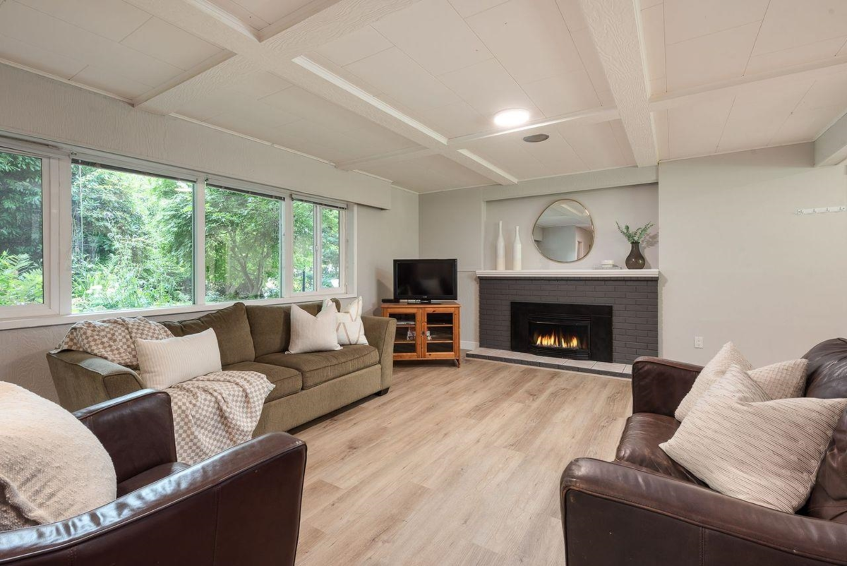 Backyard Photo of 1613 Lincoln Avenue, Port Coquitlam, BC