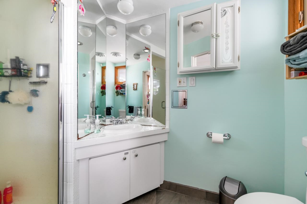 Office / Den Photo of 1501 High Street, White Rock, BC