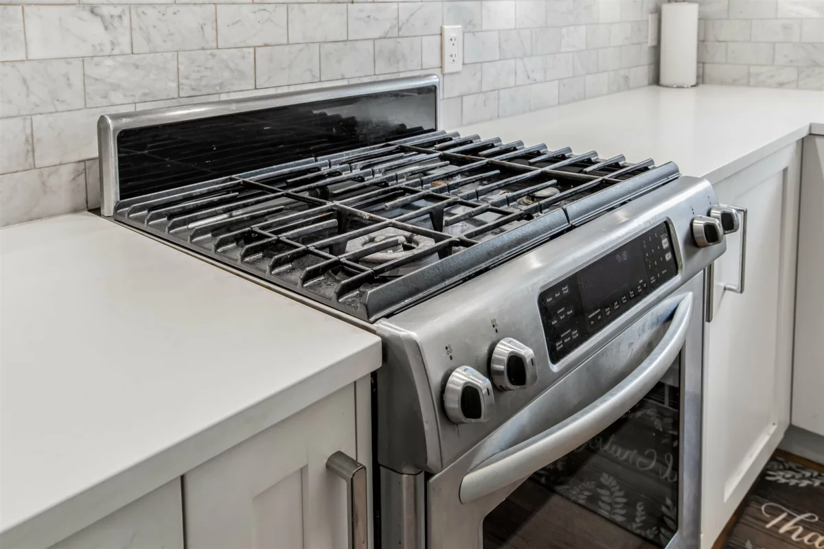 Family Room Photo of 13596 60 Avenue, Surrey, BC